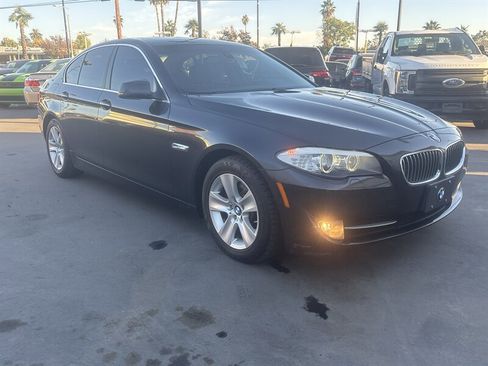 Used 2012 BMW 528i Sedan image 11