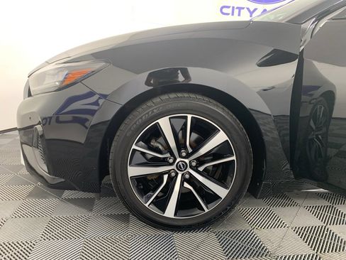 Used 2023 Nissan Maxima SL image 12