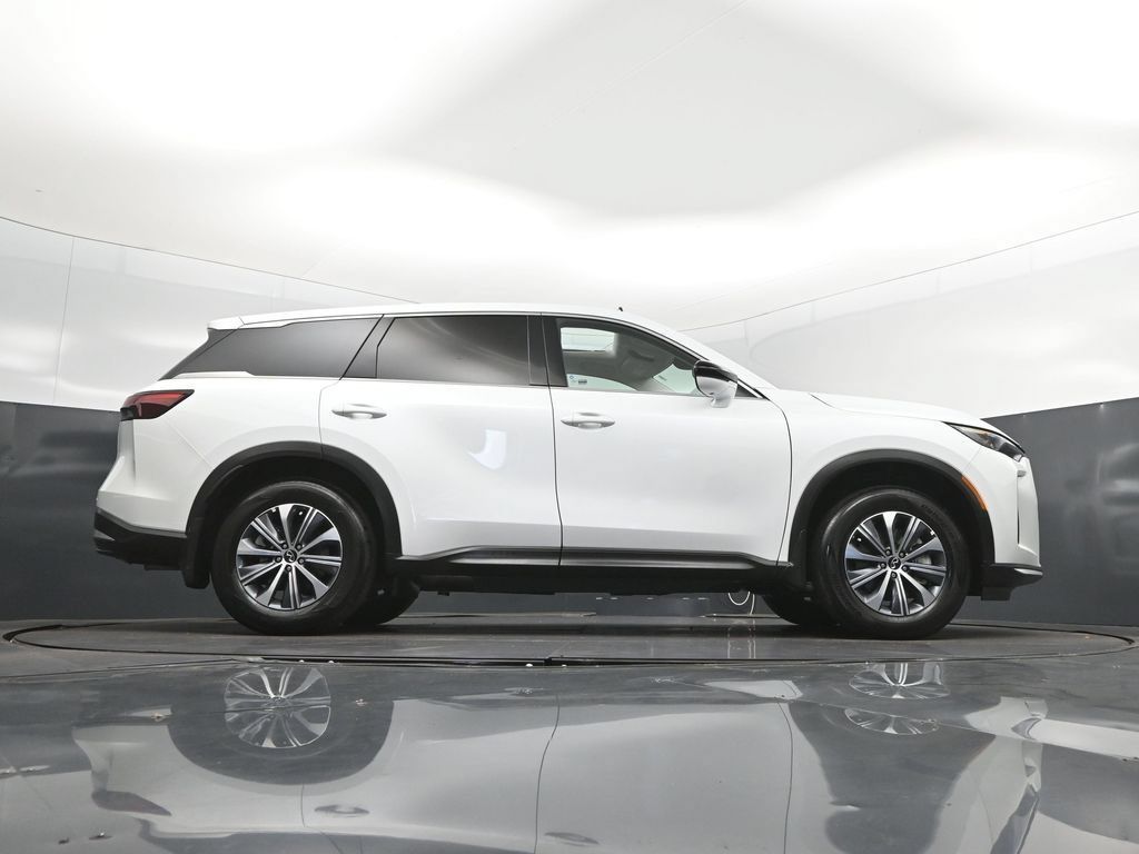 Certified 2026 INFINITI QX60 Pure w/ Cargo Package FWD image 44