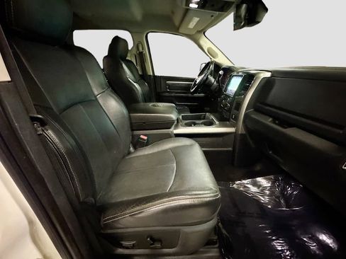 Used 2018 RAM 3500 Laramie w/ Sport Appearance Group image 33