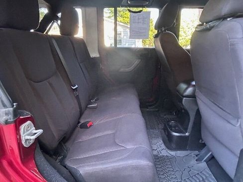 Used 2013 Jeep Wrangler Unlimited Sport AWD/4WD image 20