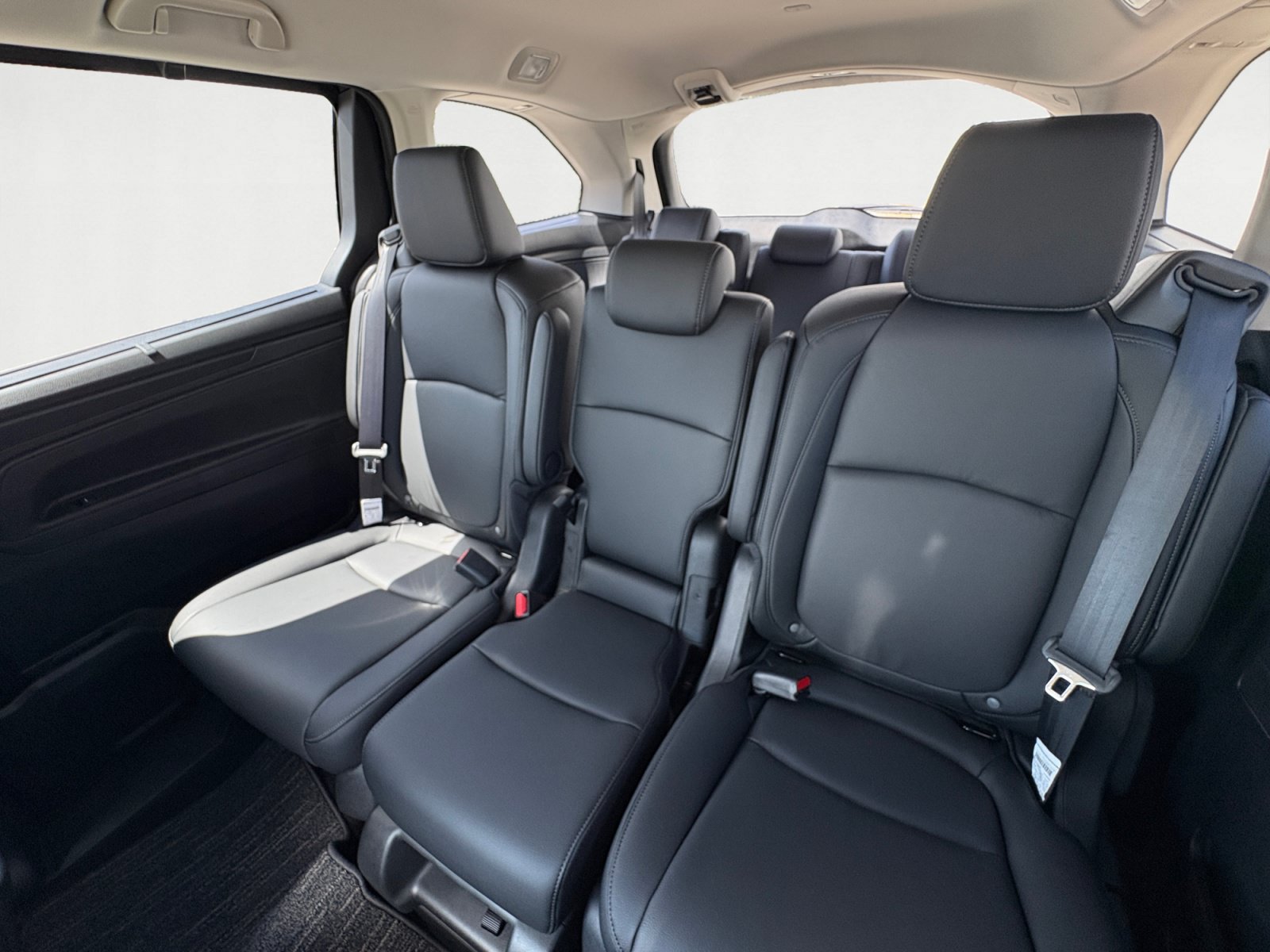 New 2026 Honda Odyssey EX-L image 13