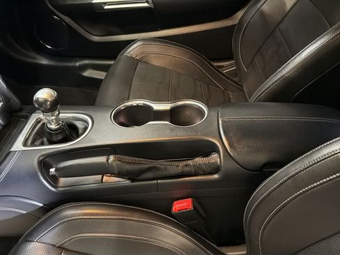 Used 2019 Ford Mustang GT Premium w/ GT Performance Package RWD image 26