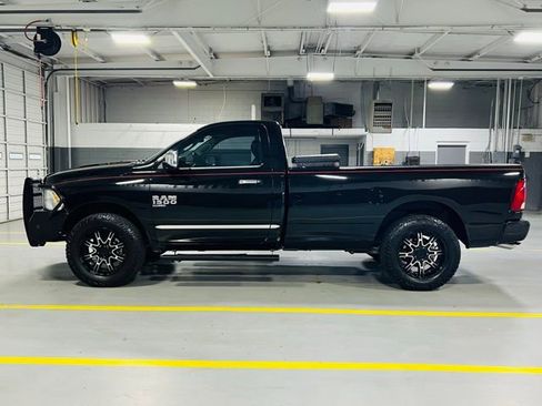 Used 2019 RAM 1500 Tradesman w/ Chrome Plus Package AWD/4WD image 13