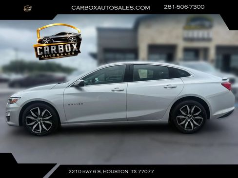 Used 2022 Chevrolet Malibu RS FWD image 2