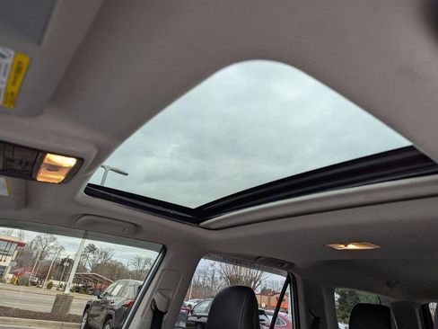 Used 2022 Toyota 4Runner SR5 Premium w/ Moonroof Package image 30