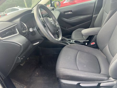 Used 2020 Toyota Corolla LE FWD image 9