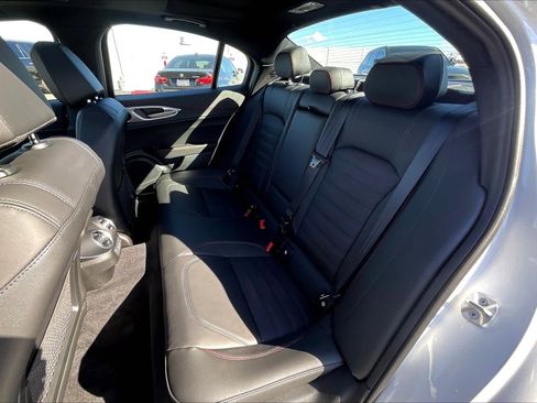 New 2025 Alfa Romeo Giulia w/ Driving Assist Package image 10