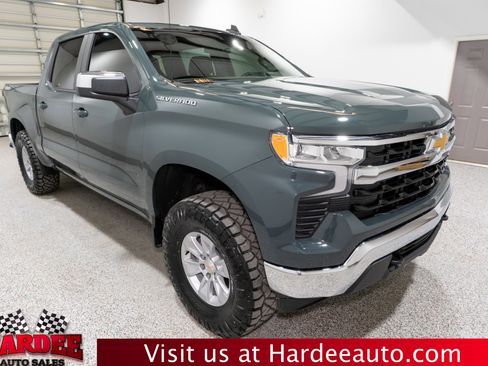 Used 2025 Chevrolet Silverado 1500 LT image 6