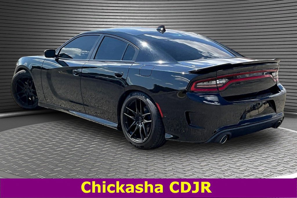 Used 2022 Dodge Charger R/T w/ Plus Group RWD image 4