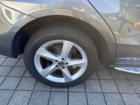 Certified 2018 Mercedes-Benz GLE 350 4MATIC image 15