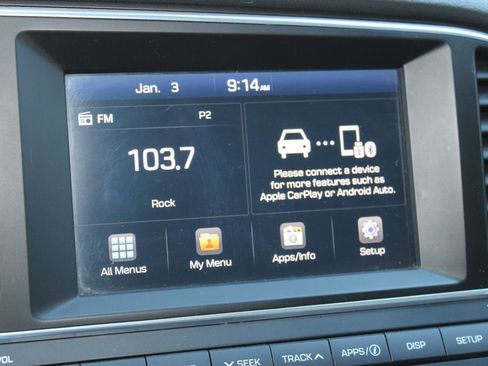 Used 2017 Hyundai Elantra SE image 8