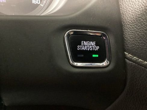 Used 2017 GMC Acadia SLE image 26