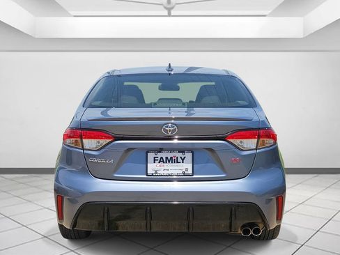 Used 2024 Toyota Corolla SE w/ SE Premium Package FWD image 6