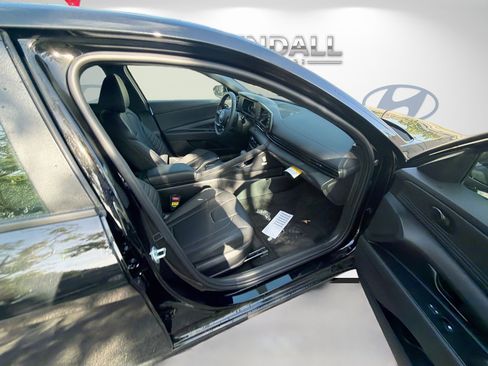 New 2026 Hyundai Elantra SEL Sport FWD image 20