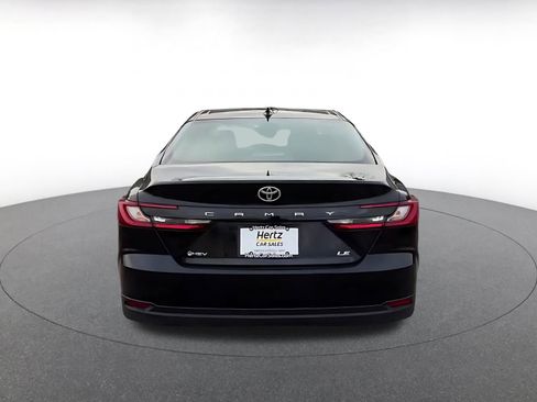 Used 2025 Toyota Camry LE image 12
