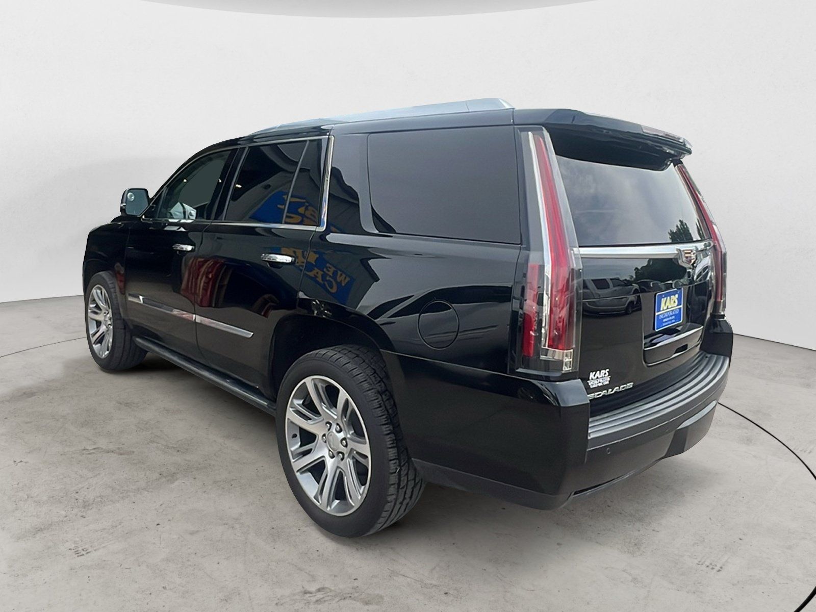 Used 2015 Cadillac Escalade Premium AWD/4WD image 4