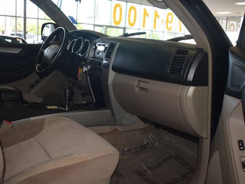 Used 2003 Toyota 4Runner SR5 AWD/4WD image 14