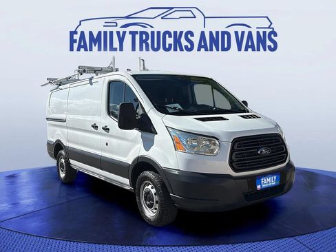 Used 2016 Ford Transit 250 130 Low Roof RWD image 7