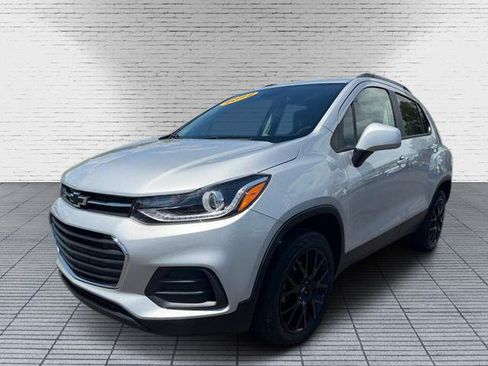 Used 2022 Chevrolet Trax LT w/ Sport Edition AWD/4WD image 10