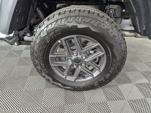 New 2026 Jeep Gladiator Sport image 17