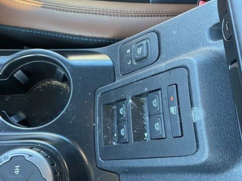 Used 2024 Ford Bronco Outer Banks image 8