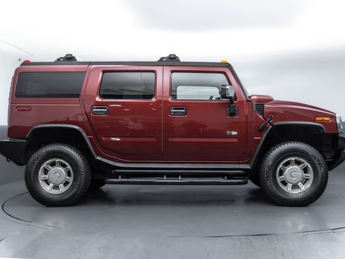 Used 2003 HUMMER H2 Luxury w/ Preferred Equipment Group image 3