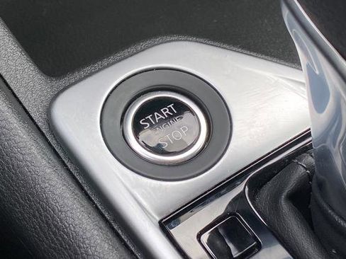 Used 2023 Nissan Sentra SV FWD image 28