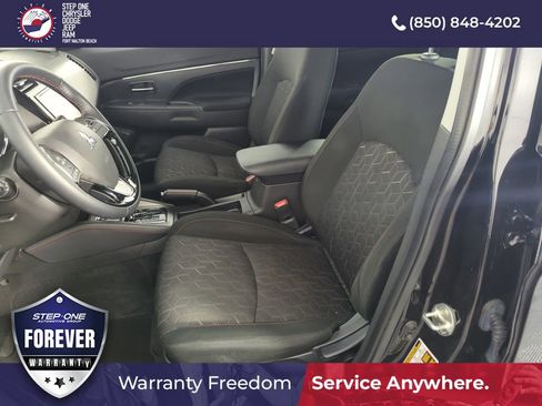 Used 2023 Mitsubishi Outlander Sport LE AWD/4WD image 11