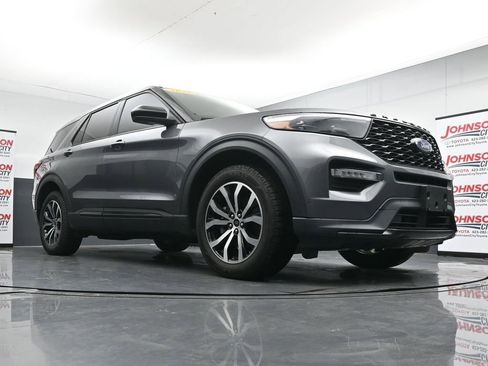 Used 2022 Ford Explorer ST AWD/4WD image 35