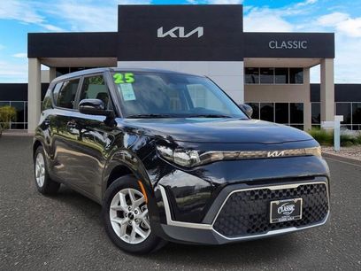 Used 2025 Kia Soul LX