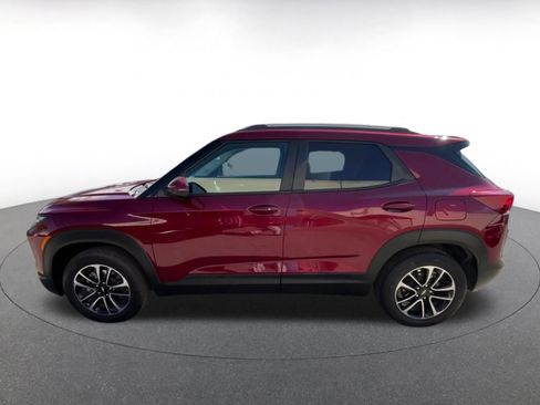Used 2025 Chevrolet TrailBlazer LT image 9