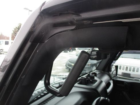 Used 2016 Jeep Wrangler Unlimited Sport w/ Quick Order Package 24S image 17