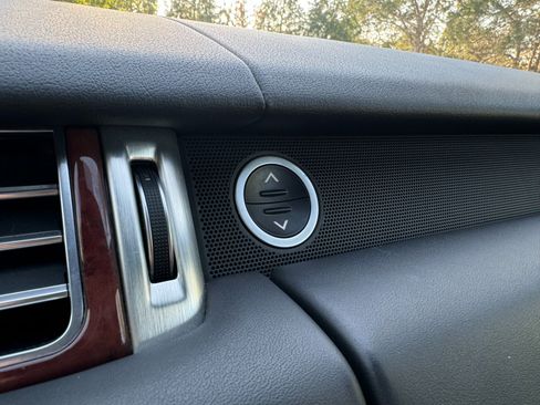 Used 2017 Land Rover Range Rover HSE image 72