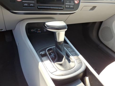 Used 2024 Hyundai Kona SEL AWD/4WD image 12