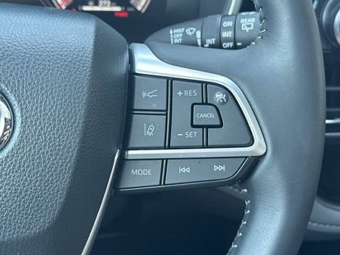 Certified 2026 Toyota Highlander XSE AWD/4WD image 41