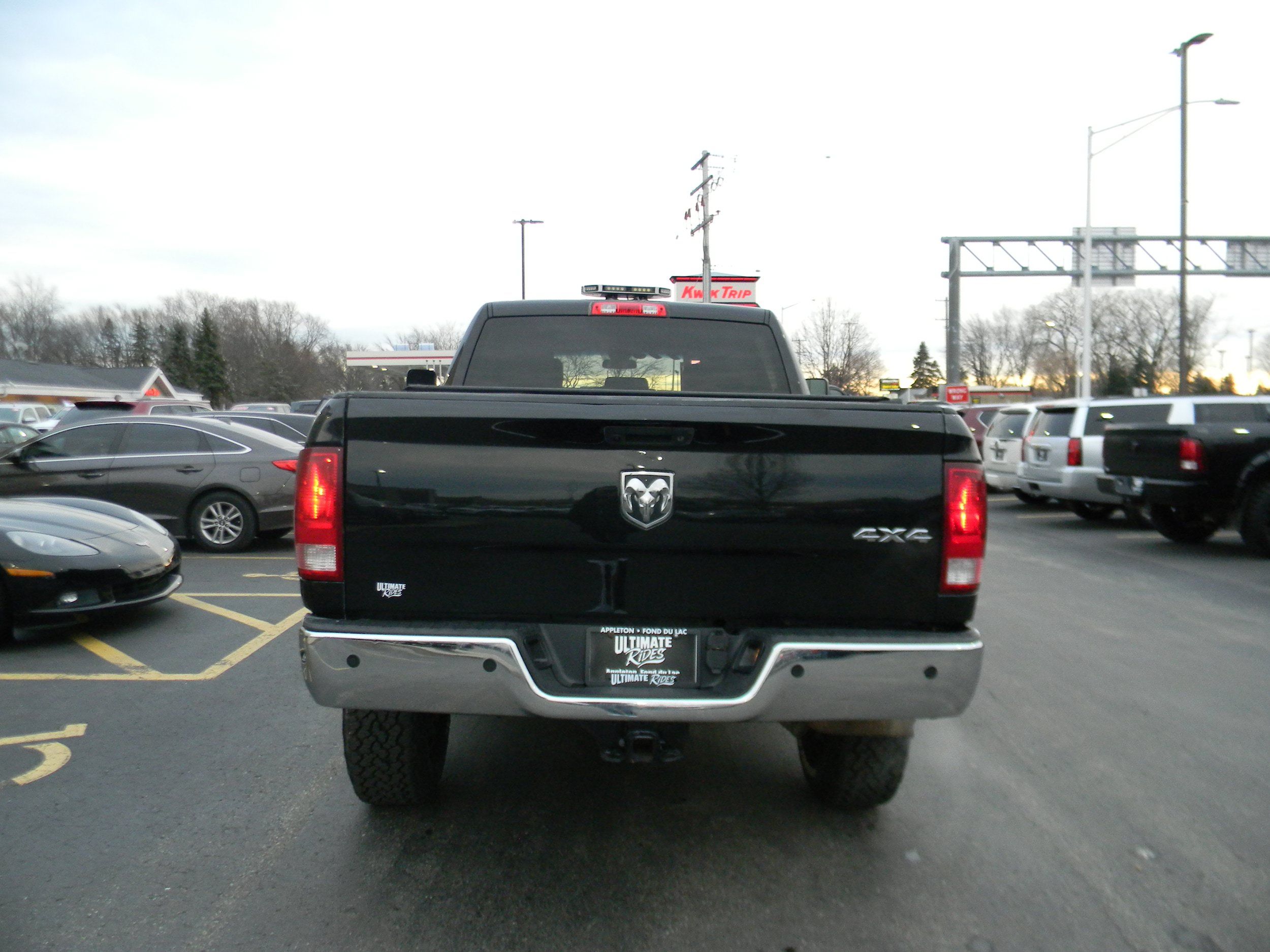 Used 2018 RAM 2500 Tradesman w/ Chrome Appearance Group AWD/4WD image 10