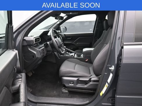 Certified 2024 Toyota Tacoma SR w/ SR Upgrade Package AWD/4WD image 9
