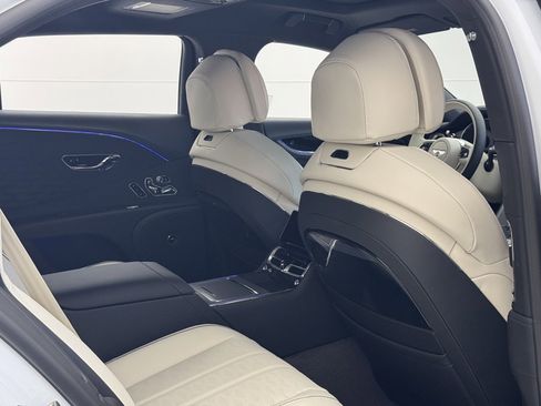 New 2026 Bentley Flying Spur Mulliner image 60