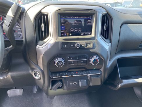 Used 2022 Chevrolet Silverado 1500 Custom RWD image 14
