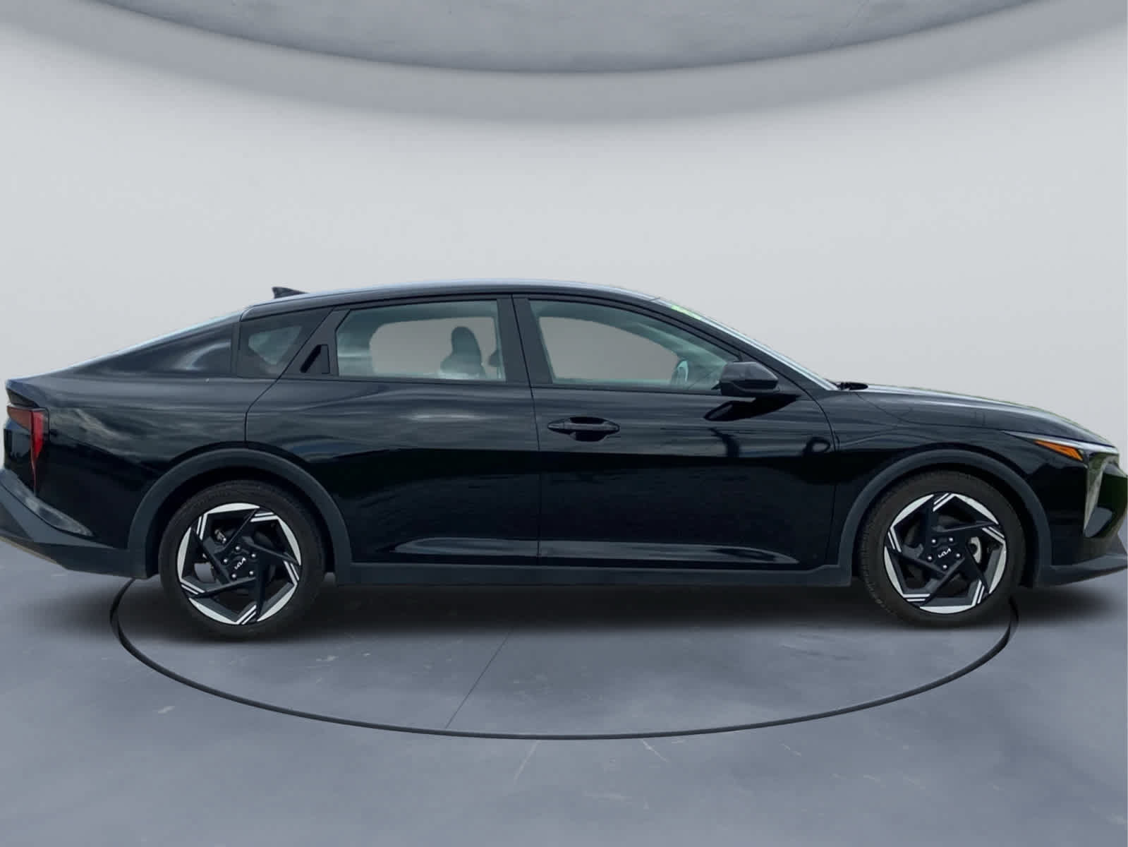 Used 2025 Kia K4 EX FWD image 3