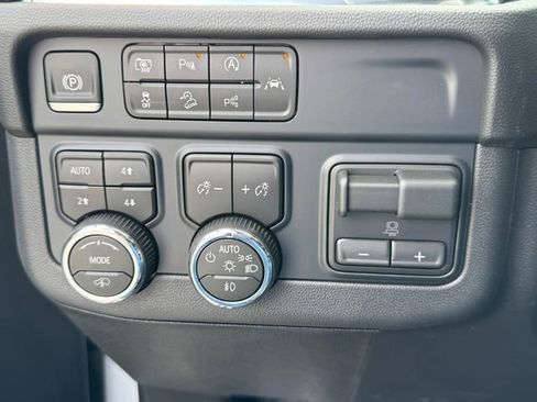 New 2026 Chevrolet Tahoe Z71 w/ Z71 Off-Road Package AWD/4WD image 18