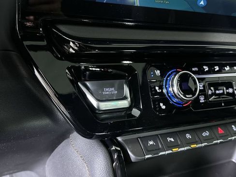 New 2026 GMC Sierra 1500 AT4 w/ AT4 Premium Package AWD/4WD image 18
