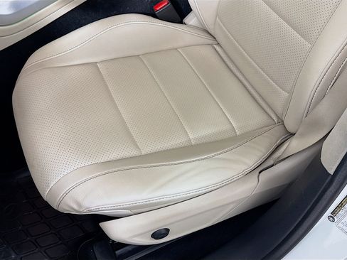 Used 2022 Mercedes-Benz GLE 350 4MATIC image 22