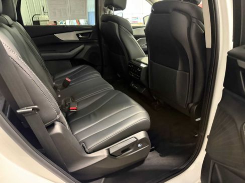 Used 2024 Acura MDX SH-AWD w/ Technology Package image 26