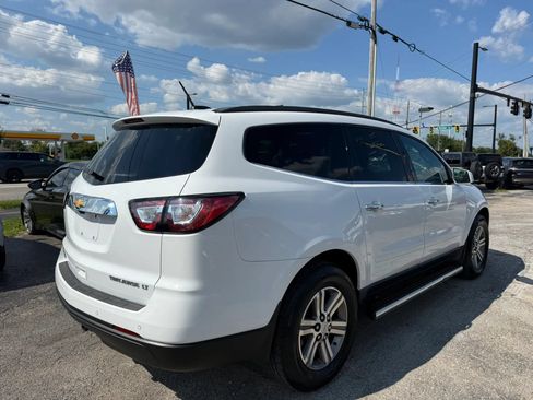 Used 2016 Chevrolet Traverse LT w/ Traveler's Package AWD/4WD image 6