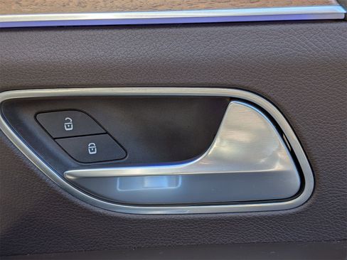 Used 2020 Mercedes-Benz GLS 450 4MATIC image 39