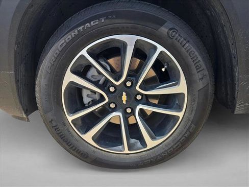 Used 2025 Chevrolet TrailBlazer LT FWD image 9
