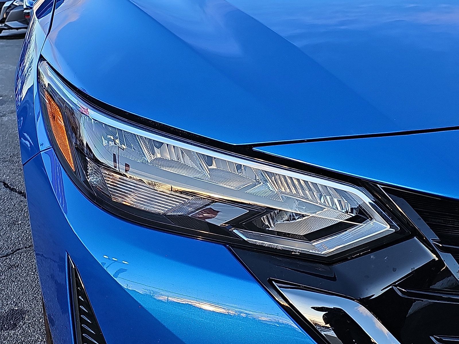 Certified 2025 Nissan Sentra SR w/ SR Premium Package FWD image 10