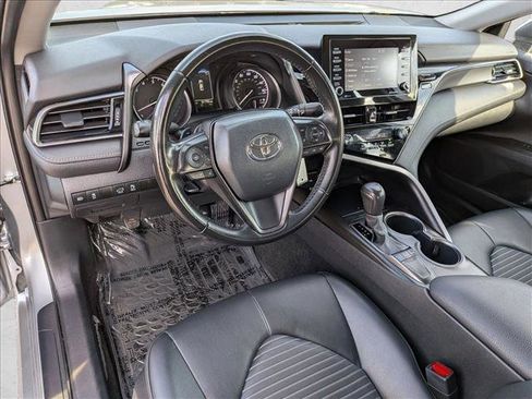 Used 2024 Toyota Camry SE FWD image 10